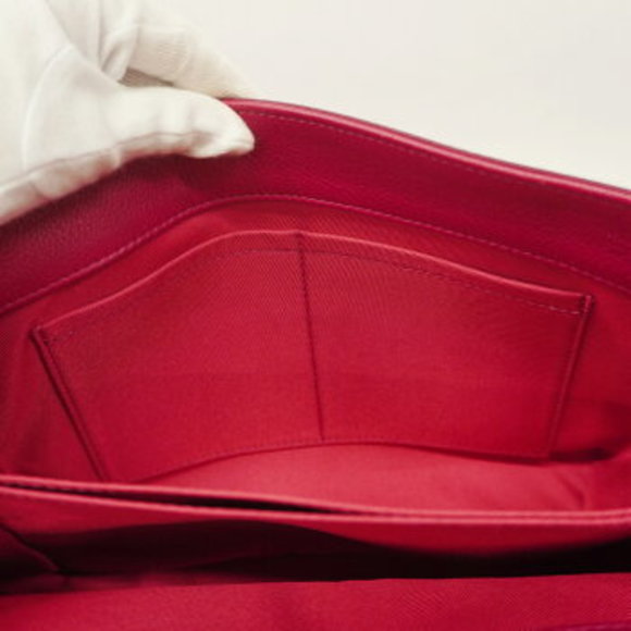 Louis Vuitton Taurillon Lock Me Shoulder Bag - Picture 10 of 11